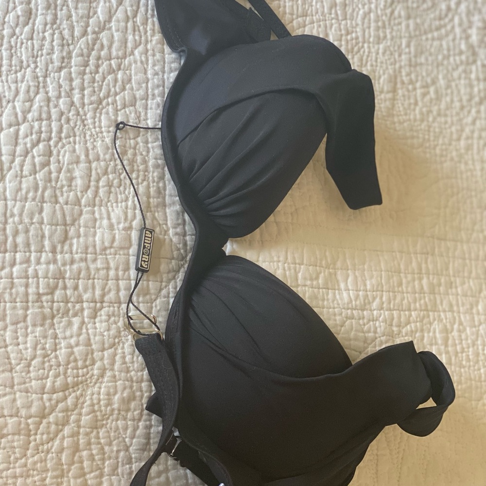 Bikini top